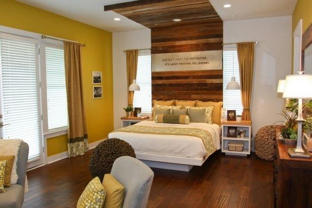 Schlafzimmer in gelb