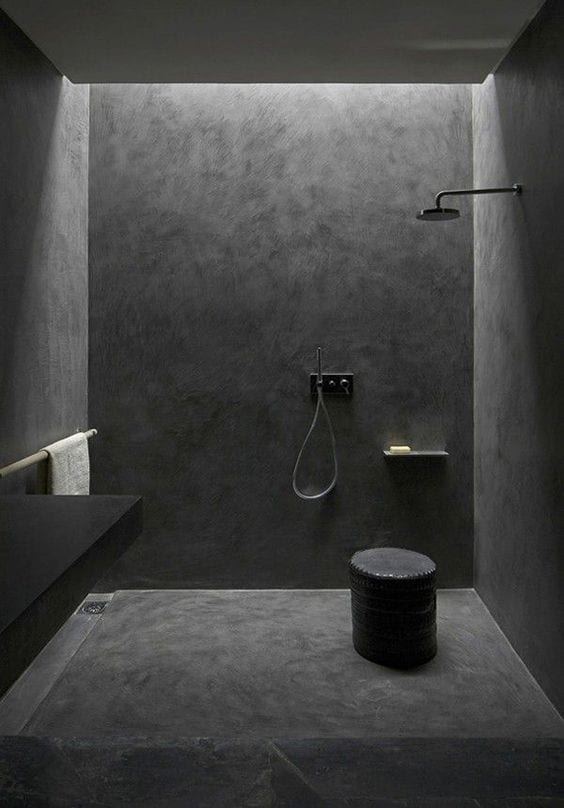 Badezimmer in schwarz