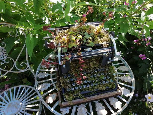 Garten dekorieren mit alten sachen