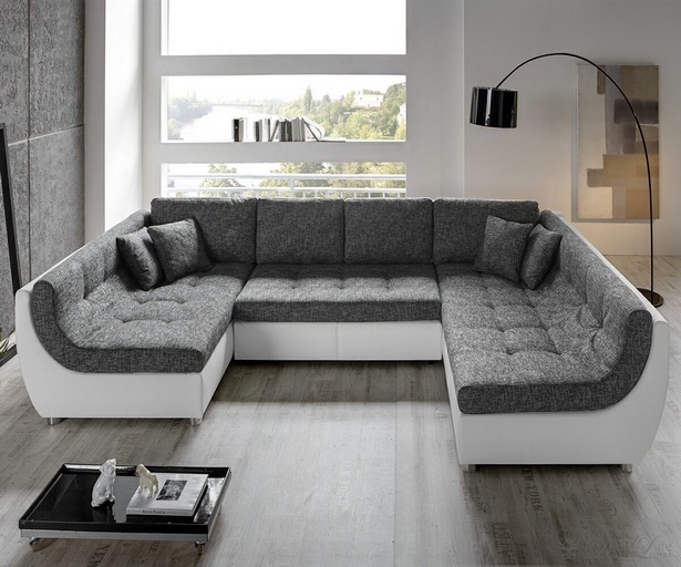 Kleines wohnzimmer große couch