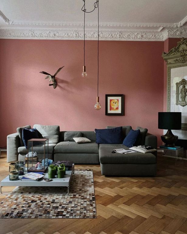 Wohnzimmer rosa braun