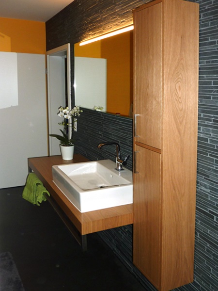 Badezimmermöbel holz modern