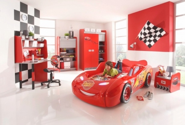 Kinderzimmer junge auto