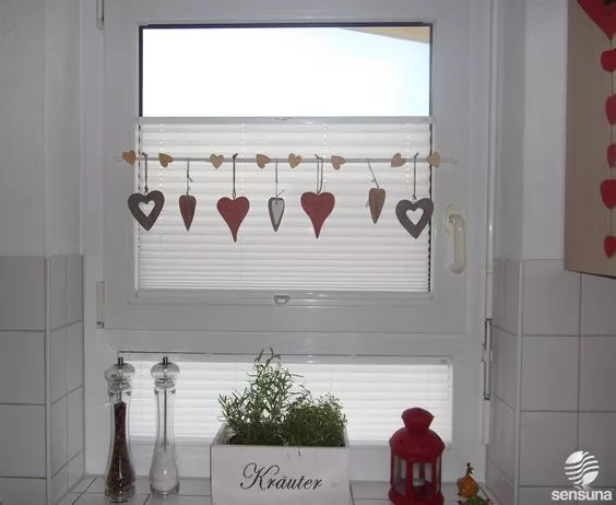 Fenster ohne gardinen dekorieren
