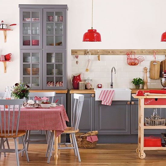Küche dekoration rot