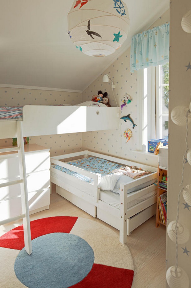 Kinderzimmer mit 2 betten