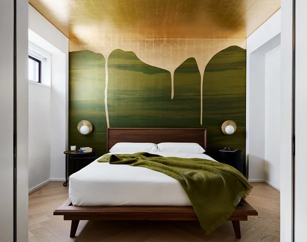 Schlafzimmer goldene wand