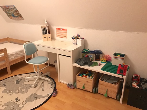 Schreibtisch für kleine kinderzimmer