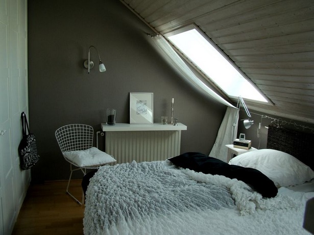 Kleines schlafzimmer mit dachschräge gestalten