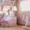Babyzimmer grau rosa