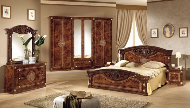 Schlafzimmer aus italien