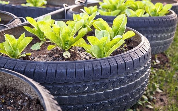 Autoreifen als gartendeko