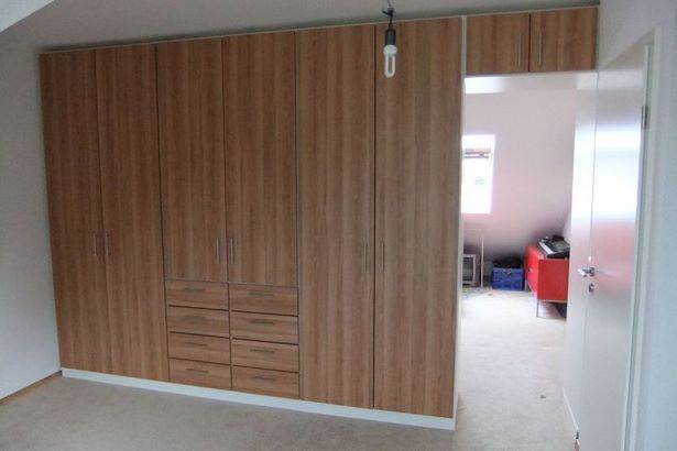 Schrank raumtrenner