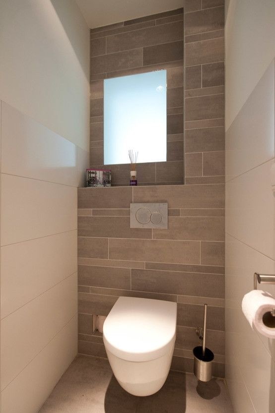 Badezimmer modern gefliest
