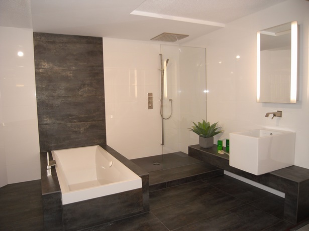 Badezimmer modern klein