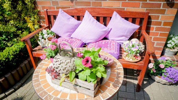 Sitzecken im garten gestalten