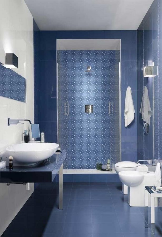 Blaues badezimmer dekorieren