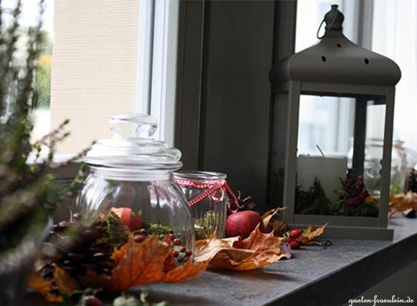 Wohnzimmer herbstlich dekorieren