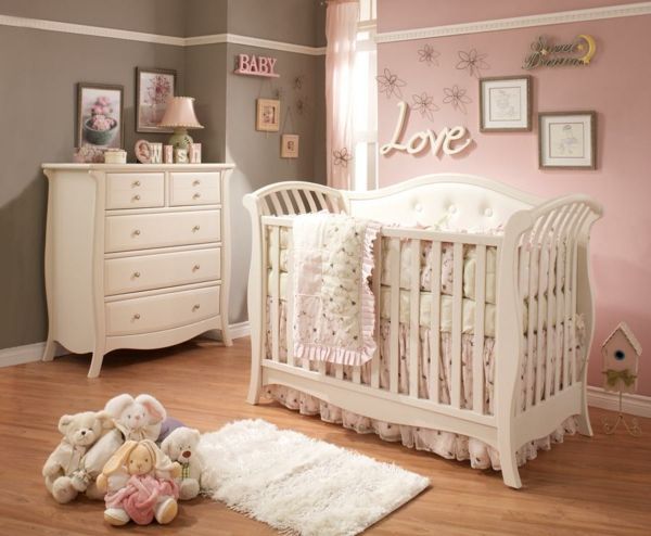 Babyzimmer gestalten rosa