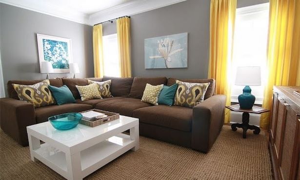 Wandfarbe zu brauner couch