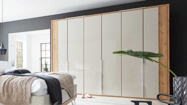 Schlafzimmer kleiderschrank weiß