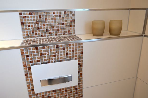 Moderne bäder mit mosaik