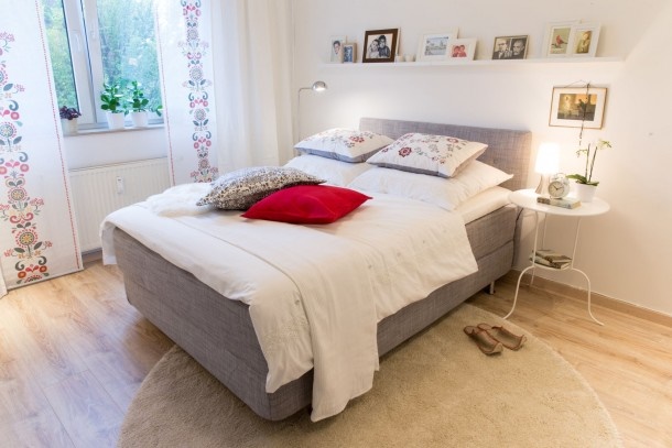 Schlafzimmer mit boxspringbett einrichten