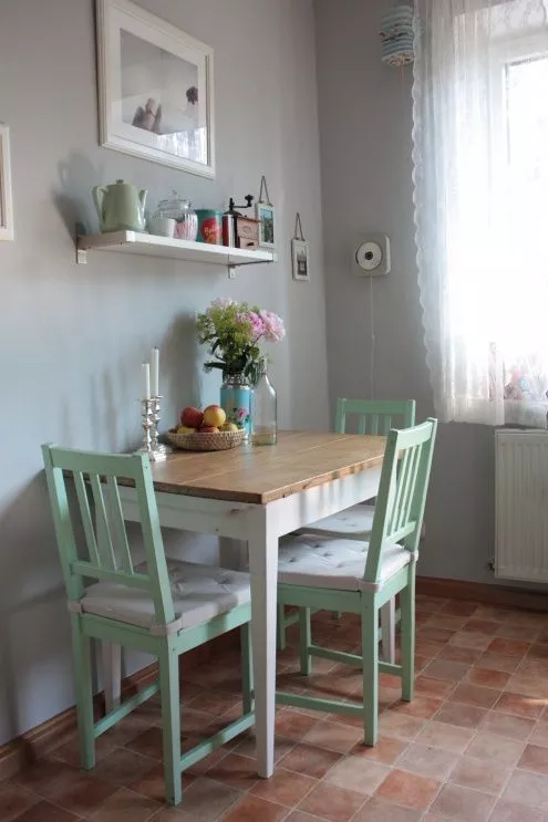 Tisch und stühle für kleine küche