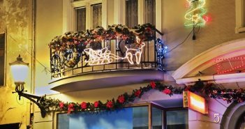 Balkon dekoration weihnachten