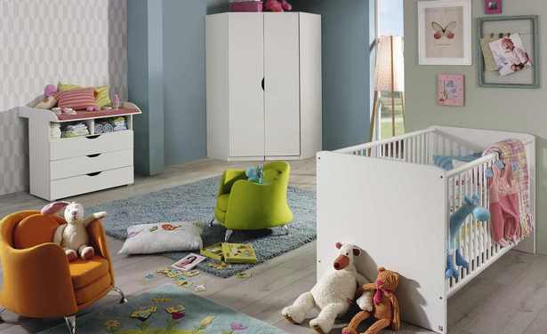 Babyzimmer mit eckschrank