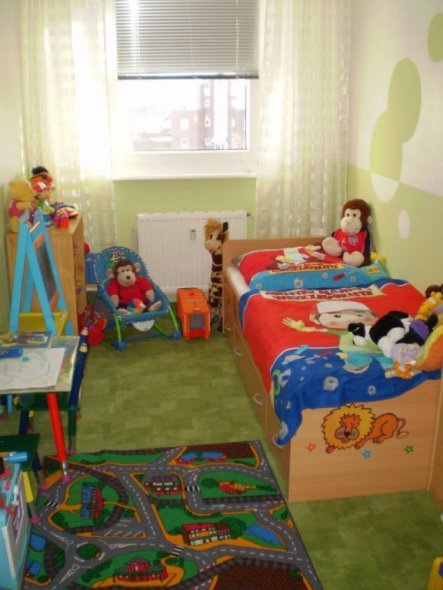 Langes schmales kinderzimmer einrichten