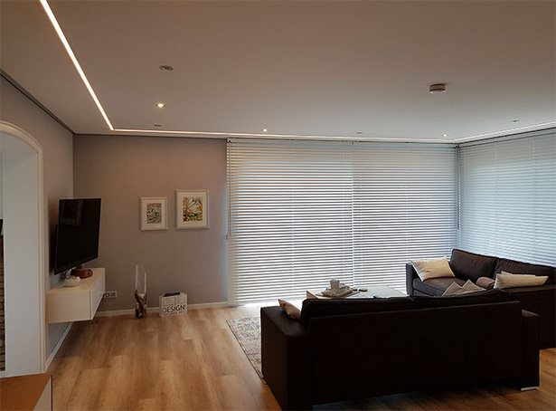 Wohnzimmer decke modern