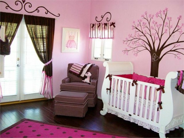 Babyzimmer wand